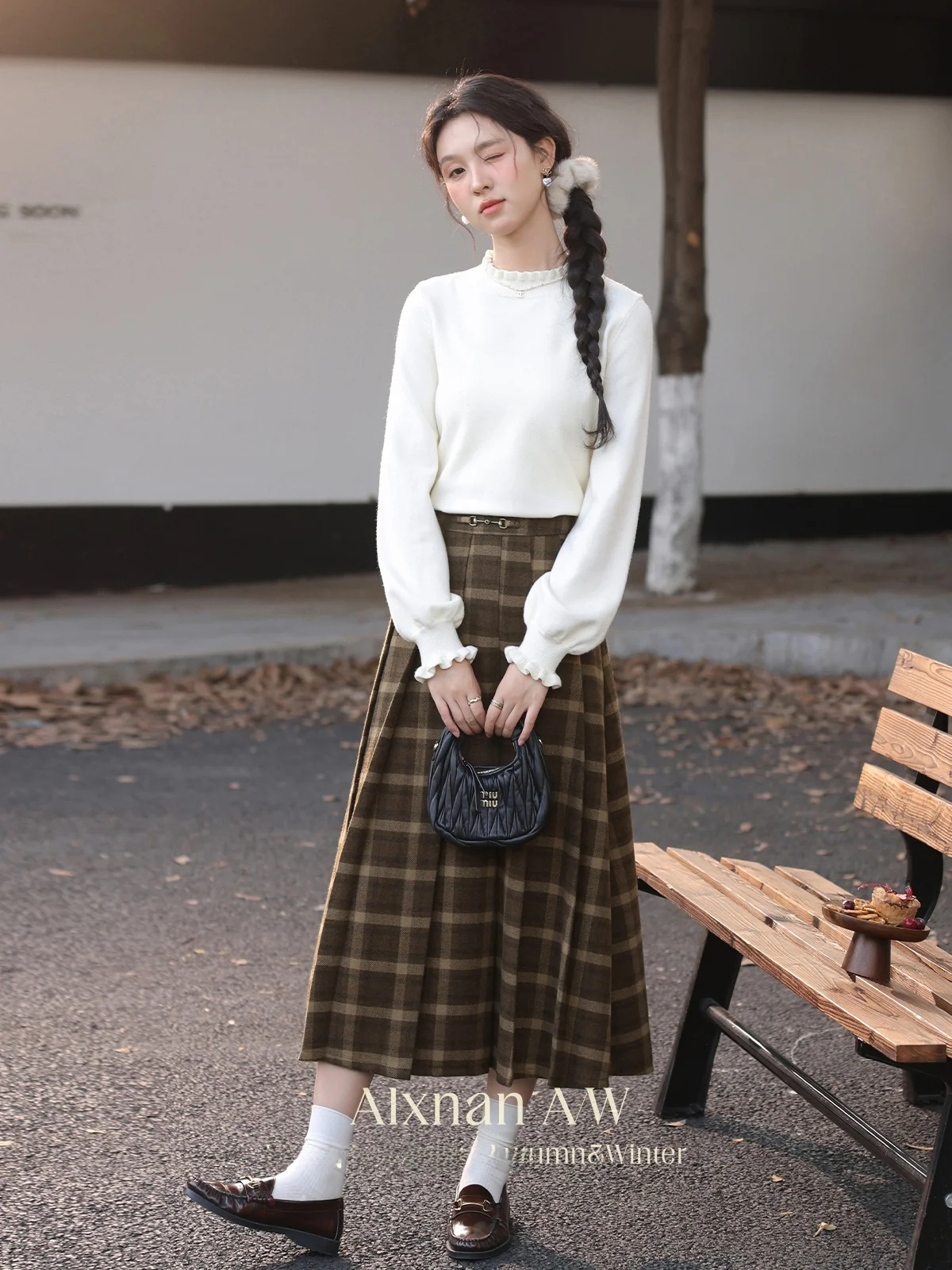 暖かい格子柄スカート レディース カジュアル ミッドウエスト Aライン シルエット おしゃれ 細見え 冬 2025 新作 Deer South