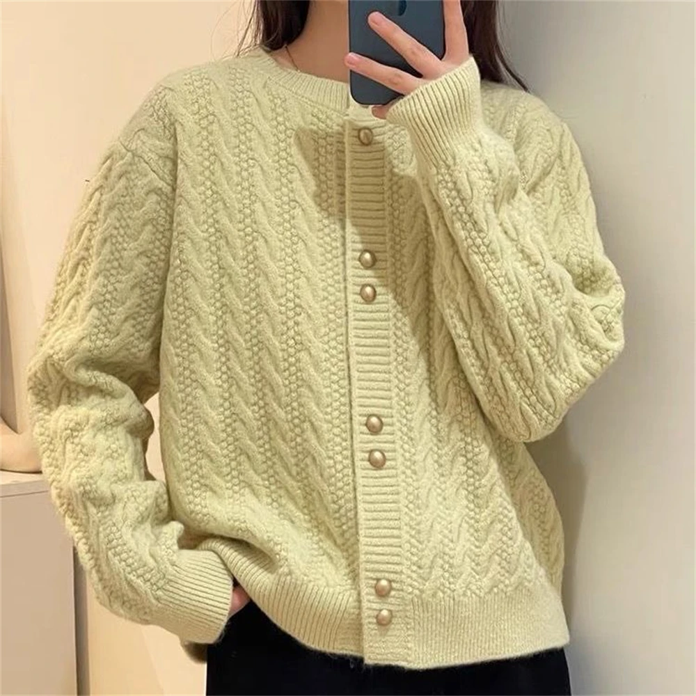 

Loose Knitted Sweater Classic Metal Double Bule Basic Twist Fluffy Open Cardigan Sweet Sle round Ne Other Material