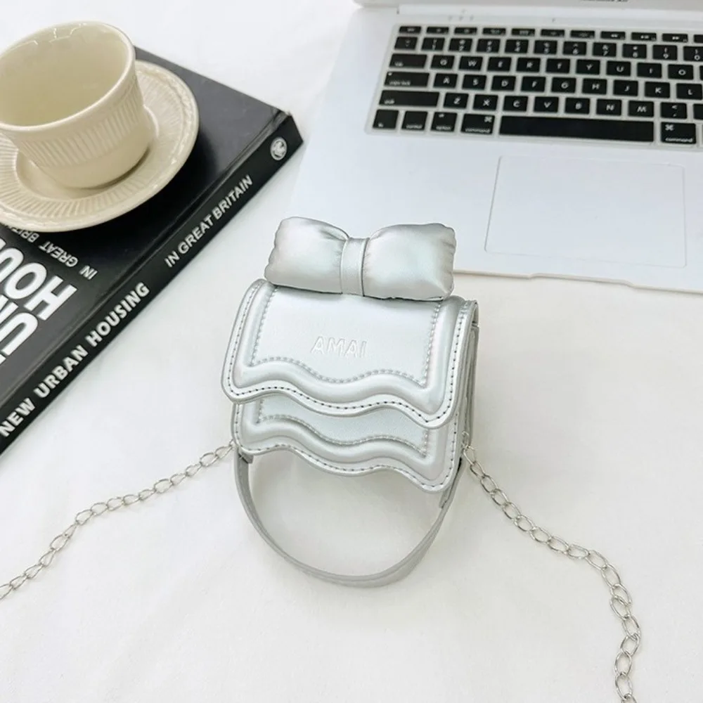 

Сплошной цвет, мини-сумка через плечо с бантом, маленькая квадратная сумка из искусственной кожи, милая сумка через плечо с цепочкой, детская сумка для девочек