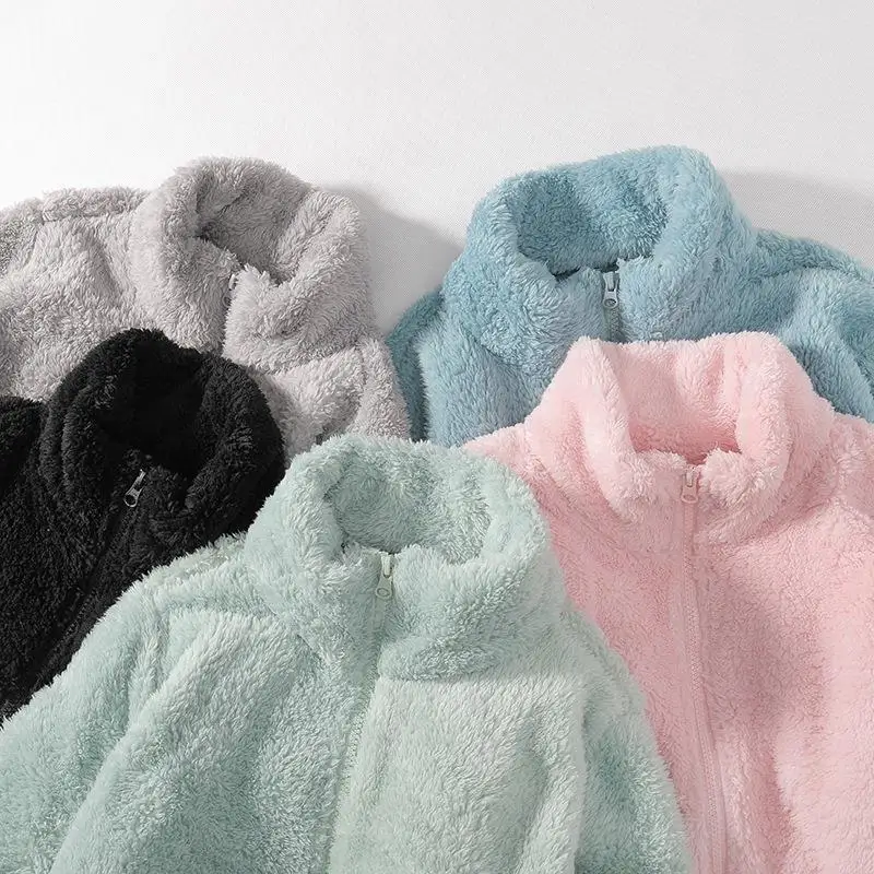 レディース用コージーな二重層コーラルフリース暖かいプルオーバー、2025年冬新作、ソフトなサーマルスウェットシャツスタイルのコート、女性用アウトドアウェア