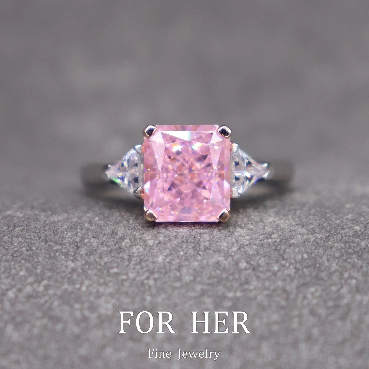 

forHer Jewelry Synthetic Pink Diamond Classic Redian-Cut Engagement Ring with Triangle Side Stones 925 Sterling Sliver for Girls