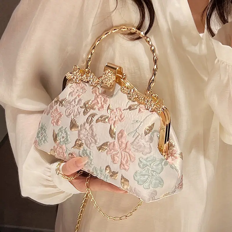 Tote Women\'s Handbags Purses Chic Lady Chain Women Shooulder Crossbody Bag Hollow Flowers Lock Bags Handmade Vintage Women Bag