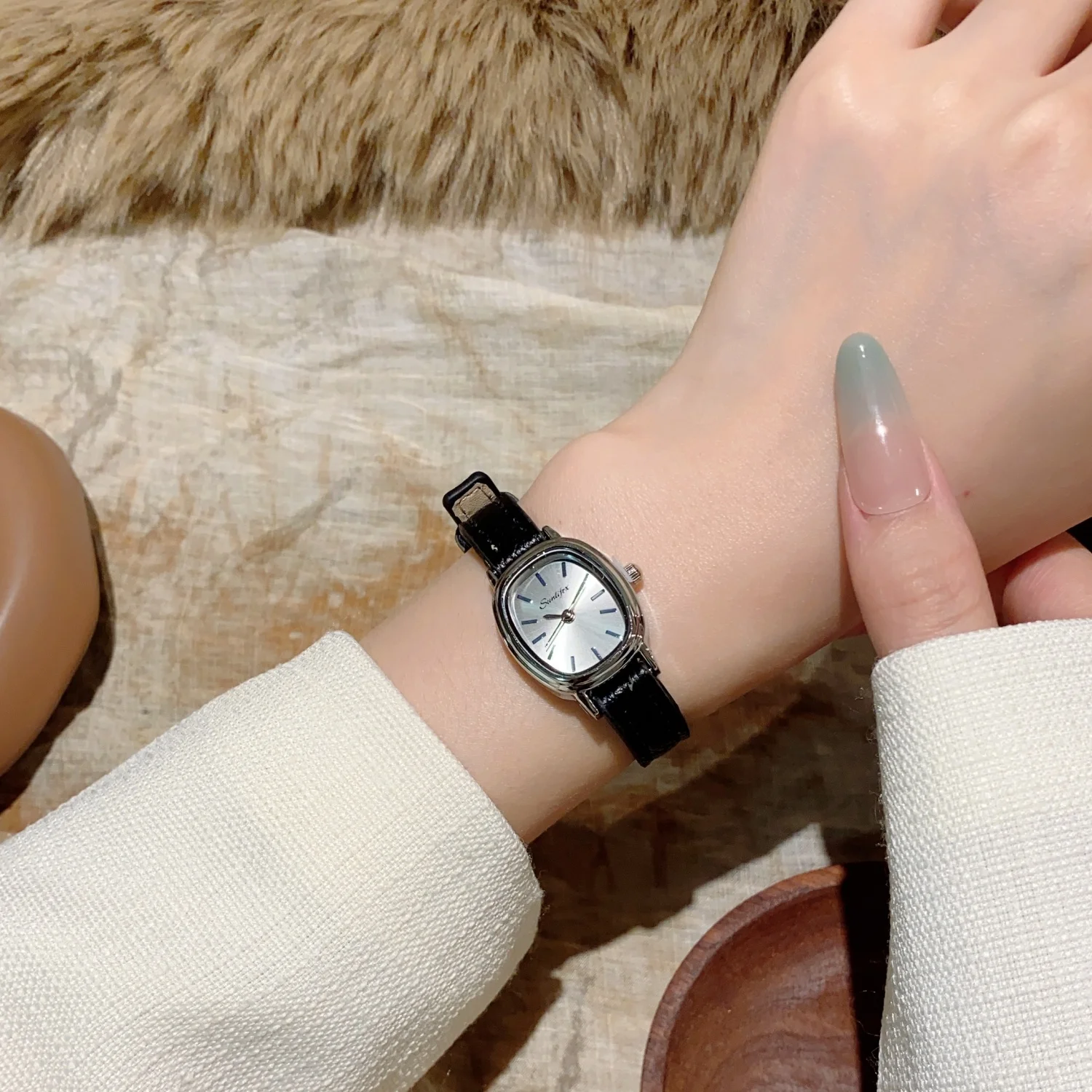 Sunlifex vendas quentes quadrado relógio feminino pulseira de couro fino quartzo relógios femininos casuais senhoras relógio de pulso presente reloj mujer montre