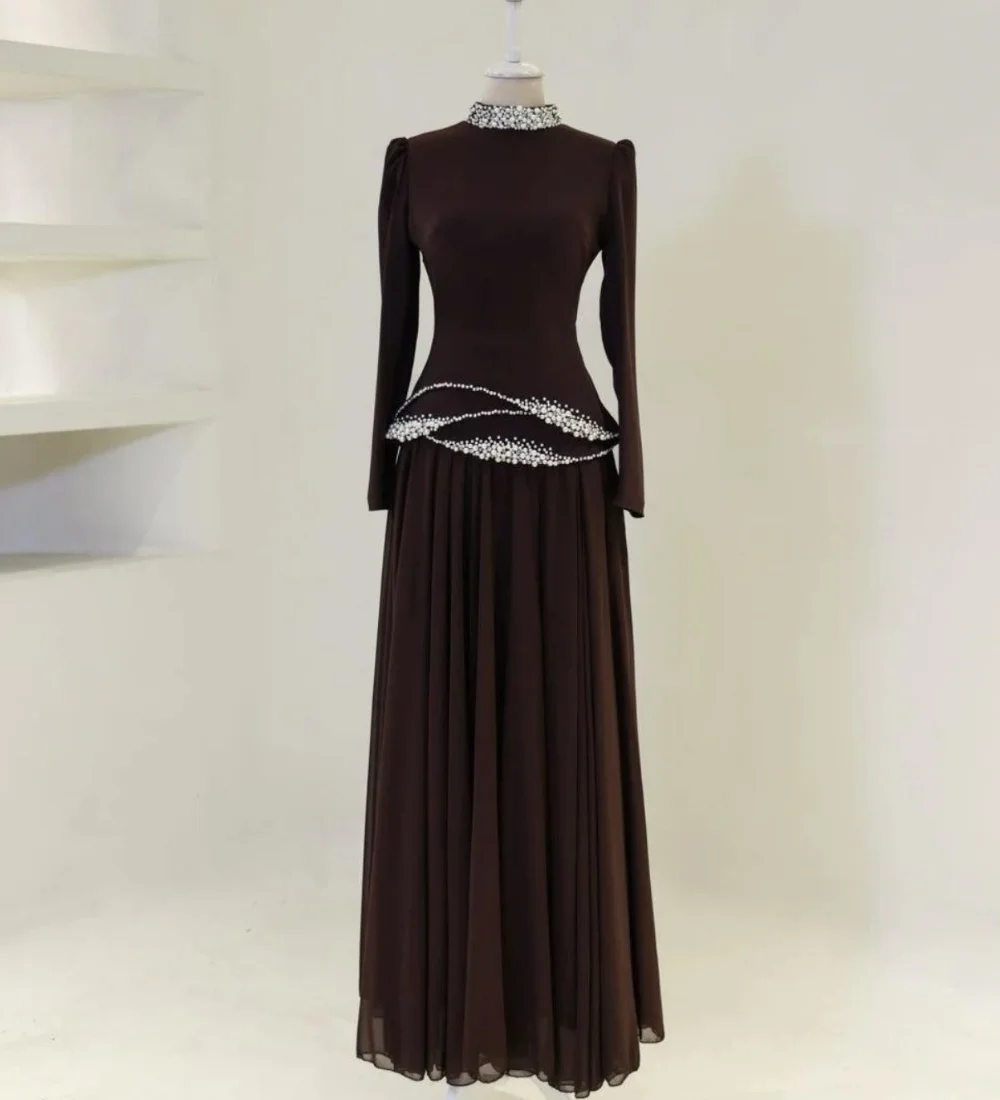 Maßgeschneiderte Luxuriöse Exquisite Jersey-Perlen-Strass A-Linien-Kleider mit Hohem Kragen Lange Abendkleider für Damen in Verfügbaren Größen