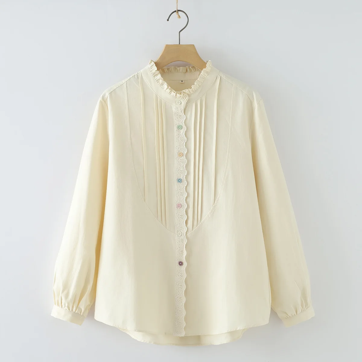 เสื้อเชิ้ตแขนยาวผ้าฝ้ายฤดูใบไม้ร่วงปี 2025 รุ่นใหม่ แต่งระบายแบบต่อผ้าสำหรับผู้หญิง สไตล์ Mori Girl ดีไซน์พับเก็บได้ สวยเก๋ ทันสมัย ทรงหลวม รุ่น T59125CC