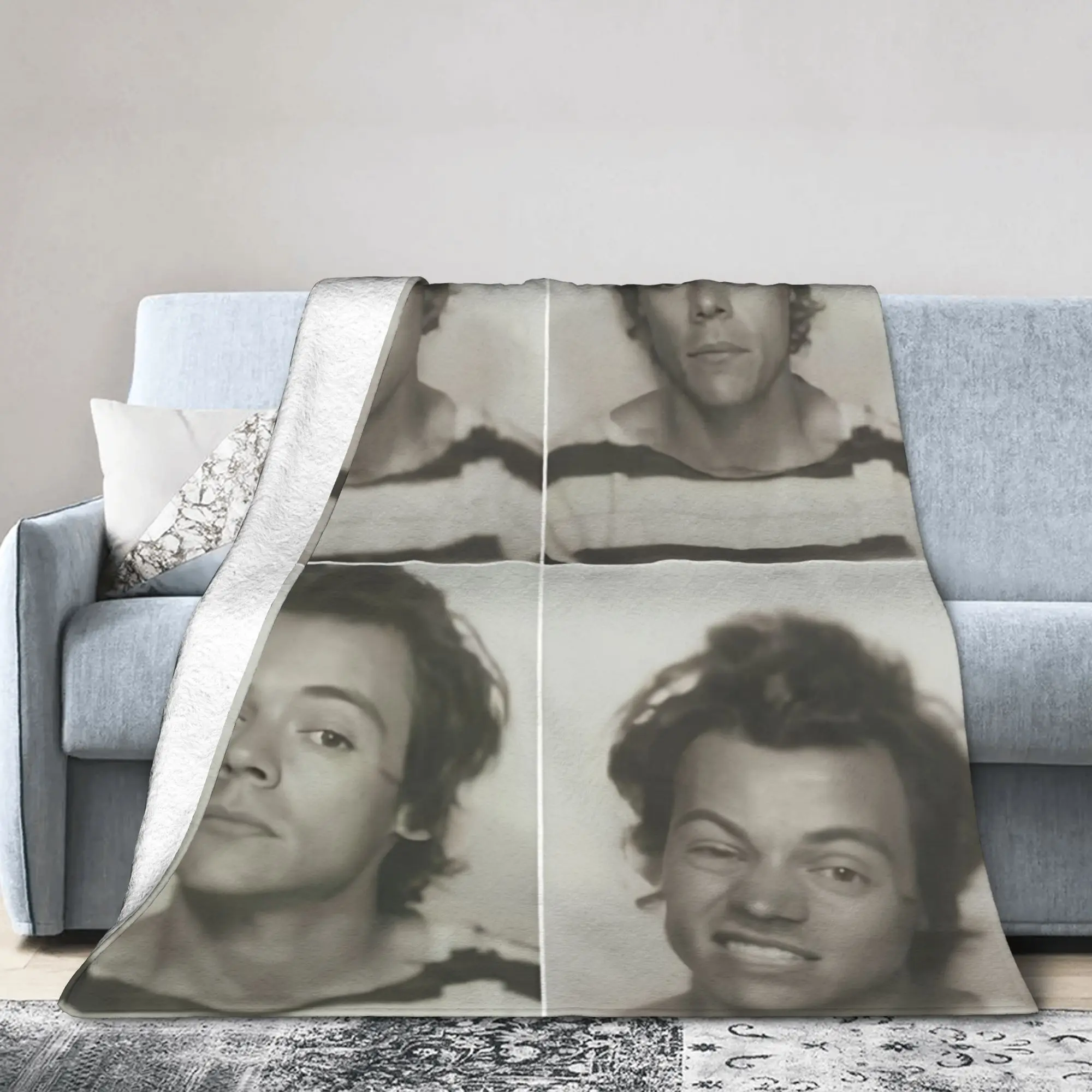 Harrys Styles Black & White Photo Blankets Flannel Printed  Portable Ultra-Soft Throw Blankets for Bed Travel Quilt