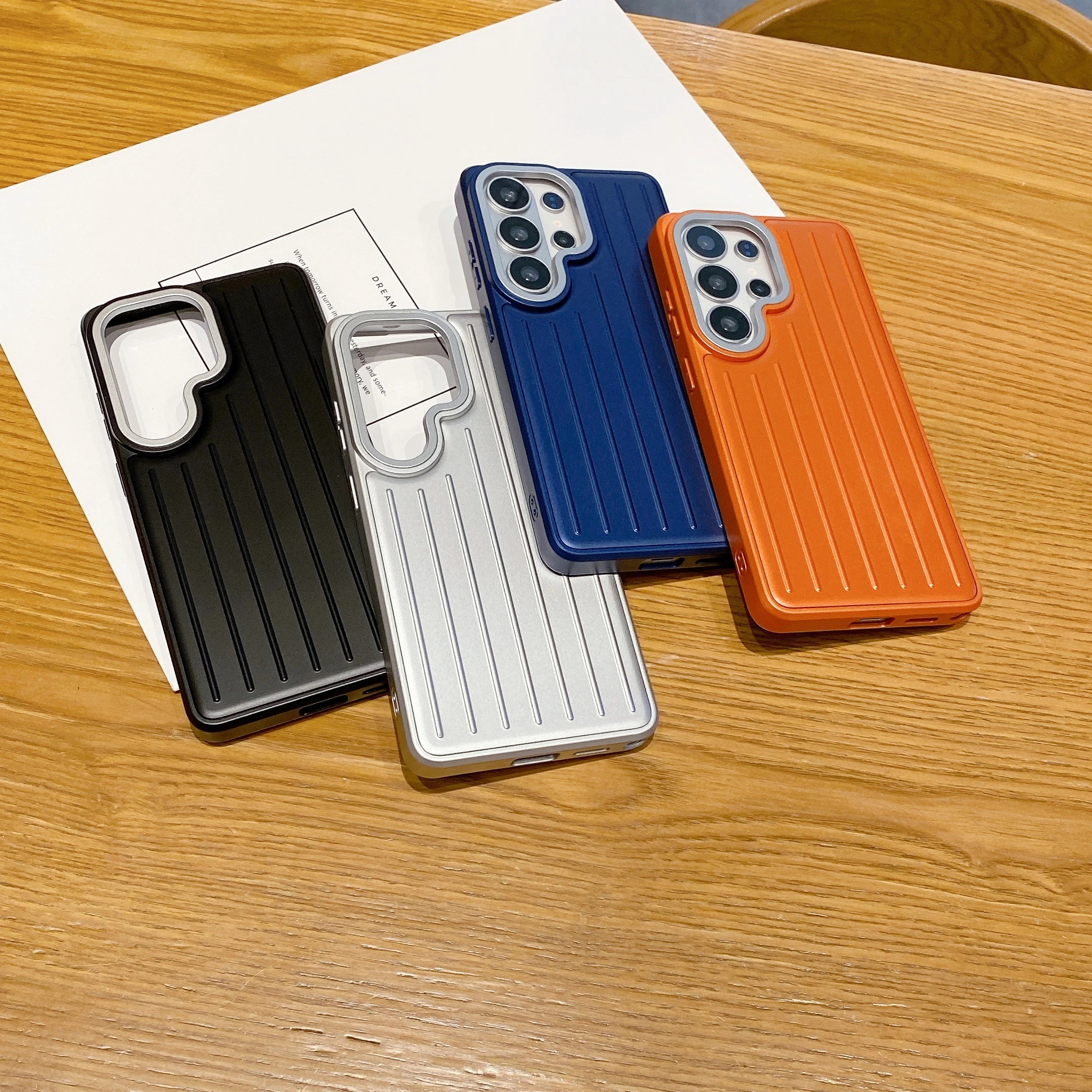 

Luxury Striped Luggage Texture Phone Case for Samsung S22/S23/S24/S25/S26 Ultra - Titanium Glossy Color Business Cover