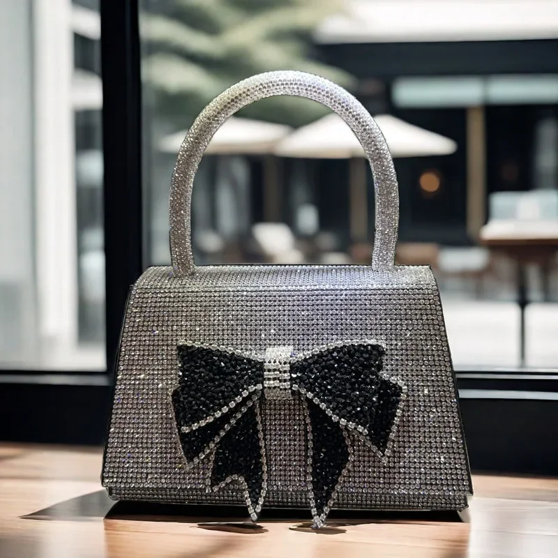 New Small Square Bag Dinner Bag Light Luxury Full Diamond Bow Handbag Shining Bridal Bag Purses and Handbags Luxury Designer