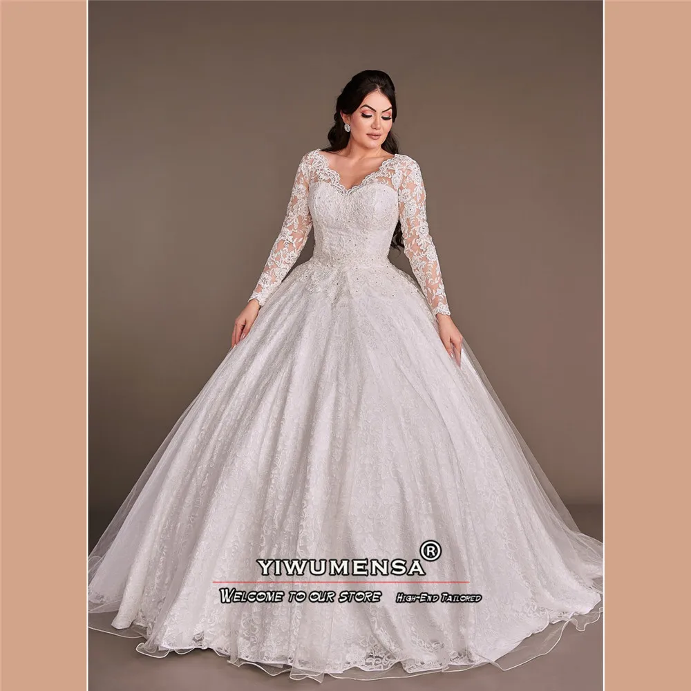 Modern Ball Gown Wedding Plus Size V Neck Long Sleeves White Appliques Beading Bridal Gowns Bespoke Women Marriage Clothing 2024