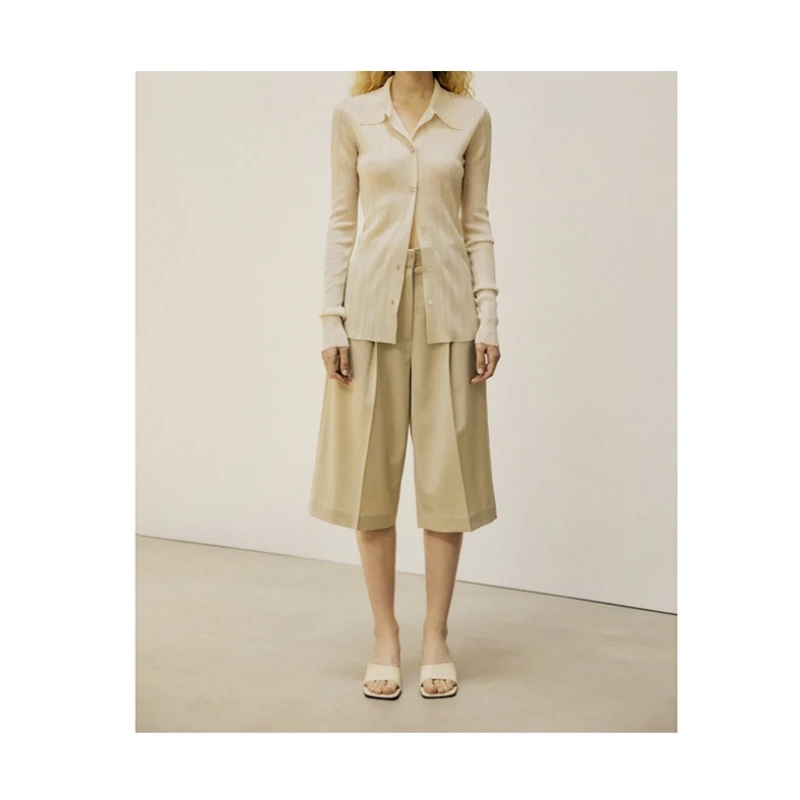 

25 year spring/summer new Korean version women's small pointed neck lightweight see through base shirt