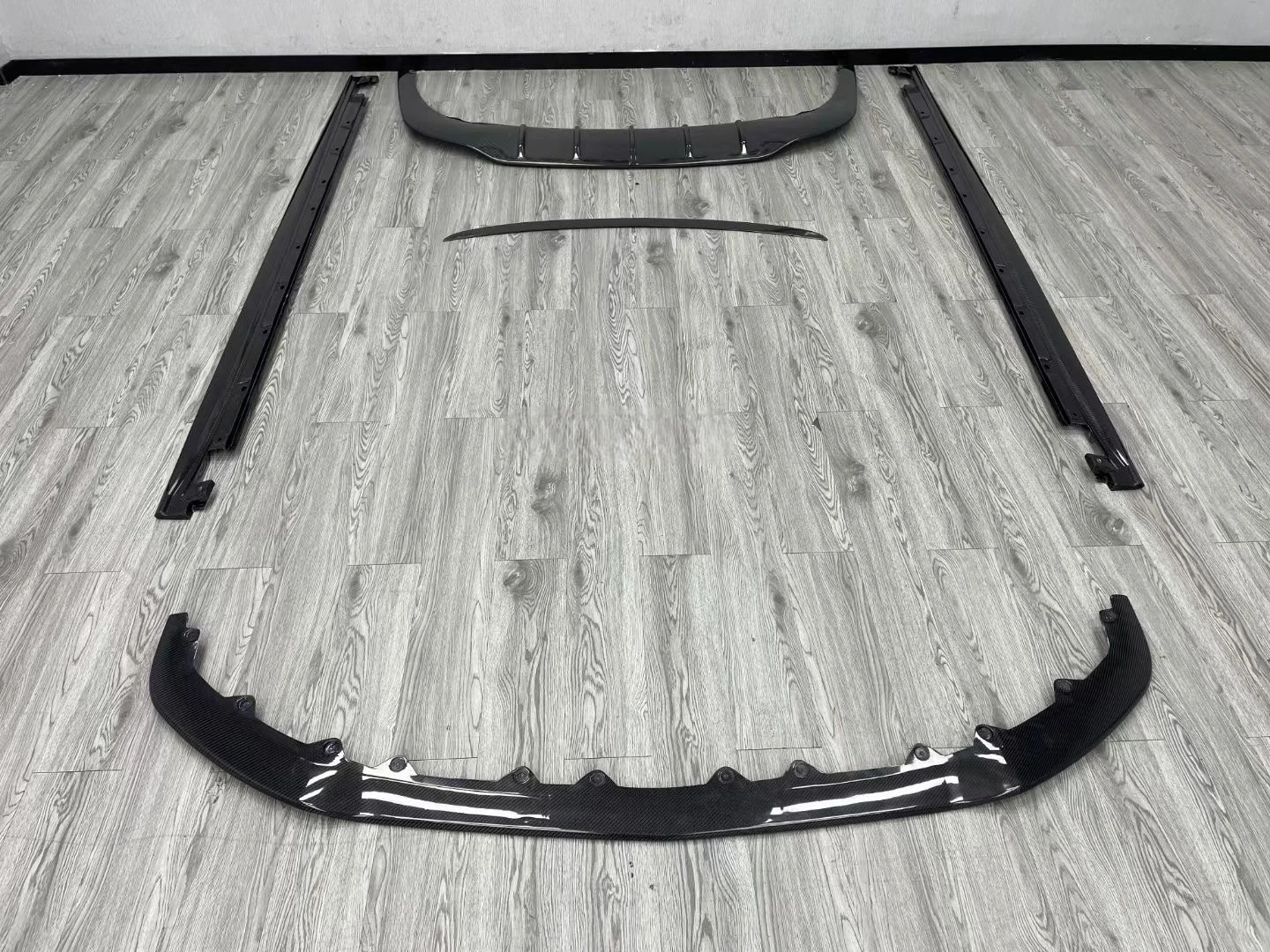 W12 Limited Edition Body Kit for Flying Spur Includes Side Skirts Spoilers Rear Wings; New Condition 3