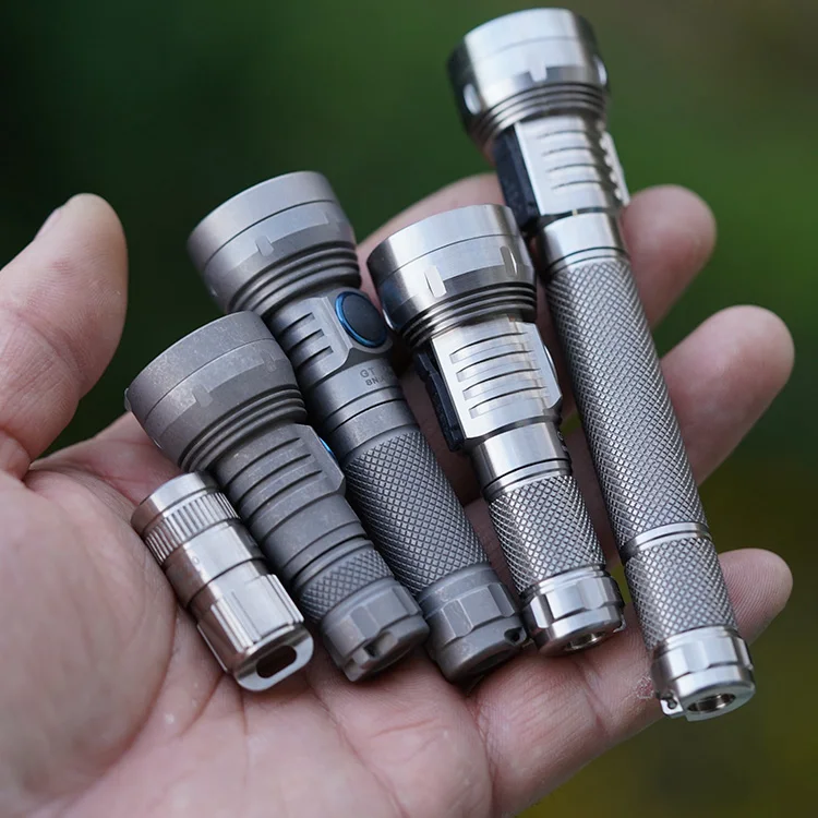 

1 шт. EDC уличный карманный инструмент титановый ретро старомодный фонарик потерянный комбинированный карманный светильник наружное освещение для кемпинга