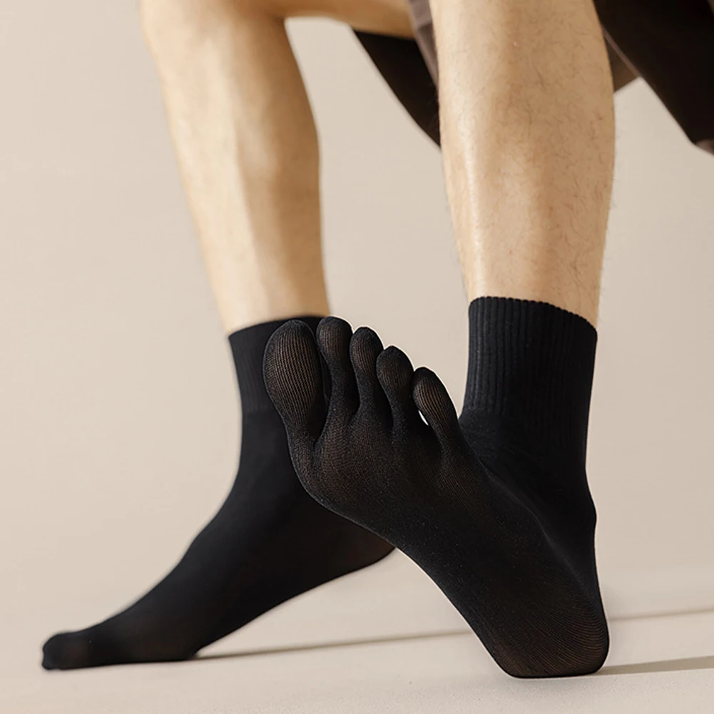 

Мужские носки с пятью пальцами для спортивных выступлений, изготовленные из мягкого материала, обеспечивающие оптимальный комфорт во время тренировки