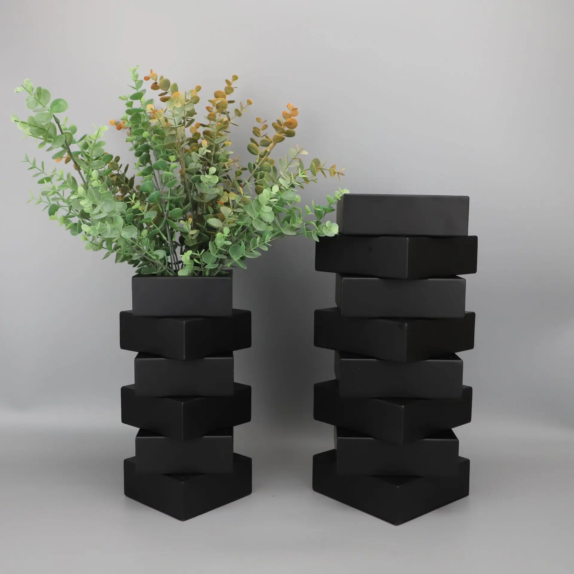 

European creative metal multi-layer flower ware model room flower arrangement bedroom study living room desktop