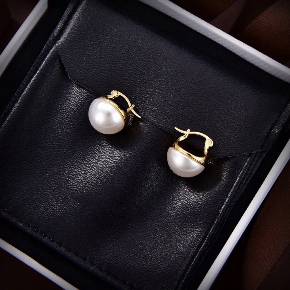 Hemispherical Pearl Earrings Niche Design High-End Earrings 2023 New Earrings