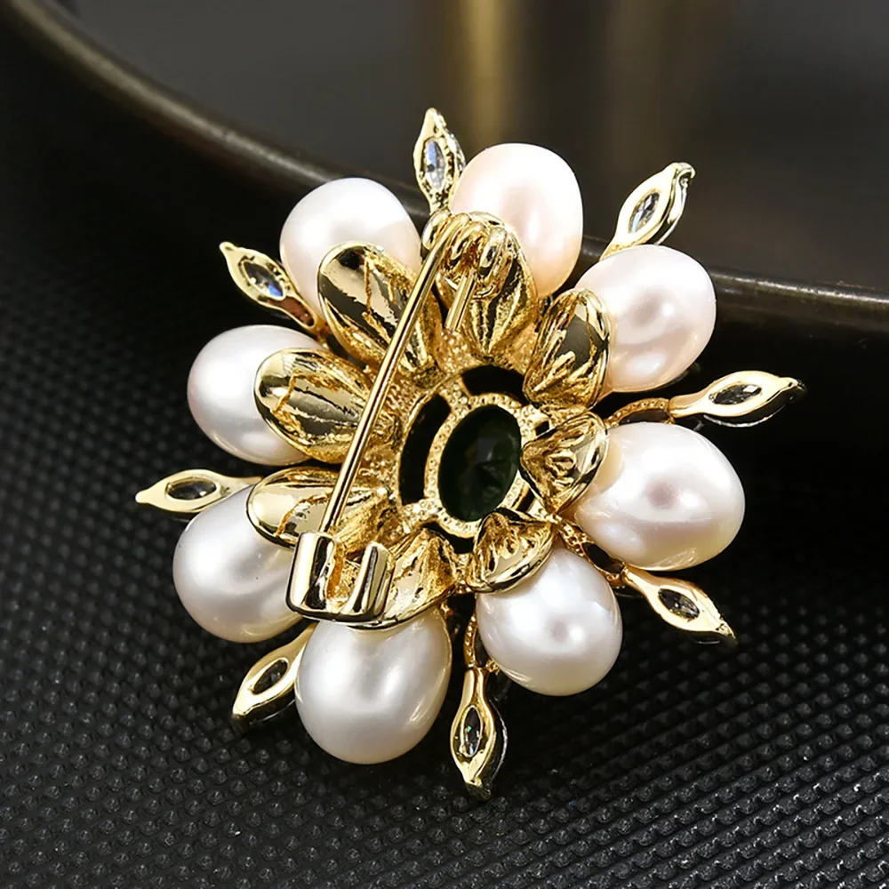 fashion Women Brooch Oval Pearl Brooch Crystal Zircon Inlaid Pins Elegant High Quality Jewelry wedding bridesmaid Gift wholesale