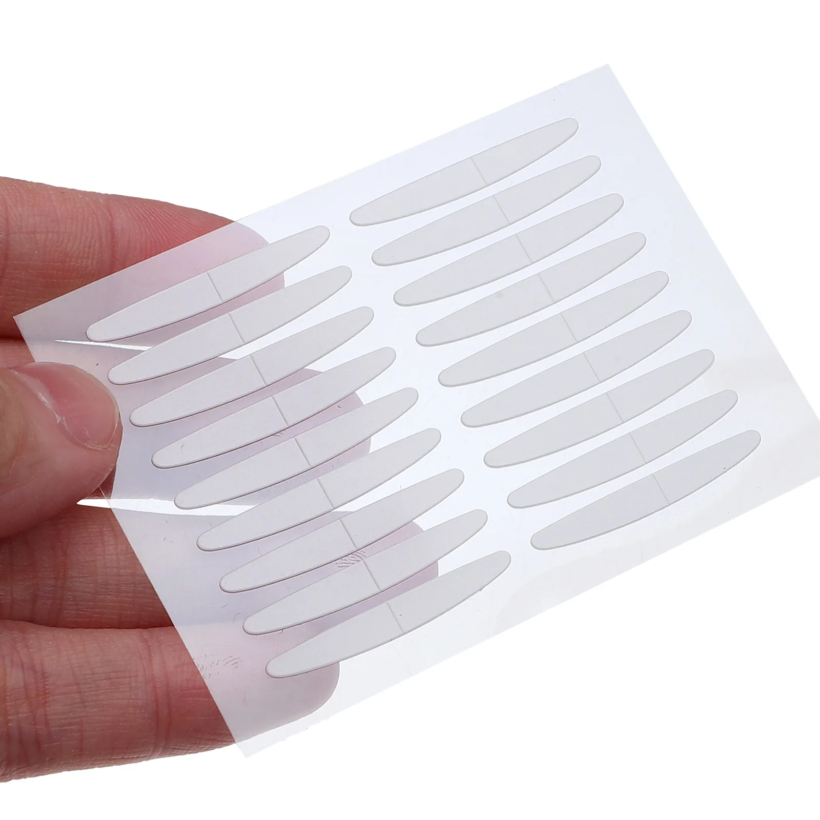 30 feuilles de bande Double paupière, autocollants invisibles Double face, conception d'angle rond, aspect naturel, forte adhérence, confortable