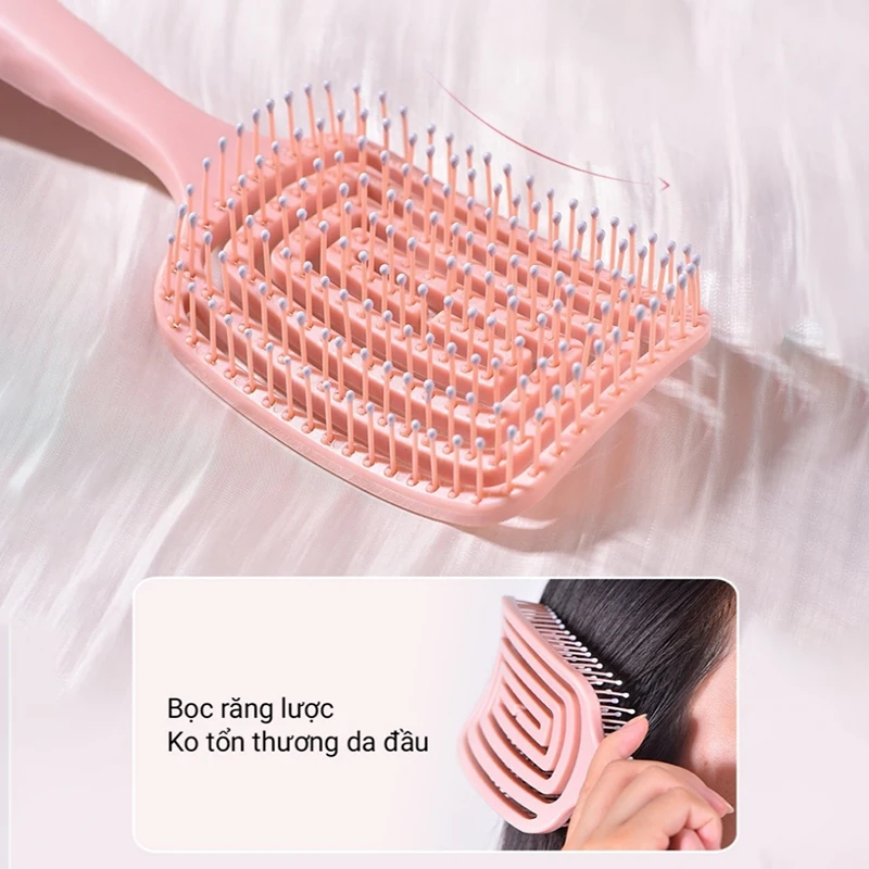 Hair detangling comb to create puffy hair, comb hair to massage the scalp