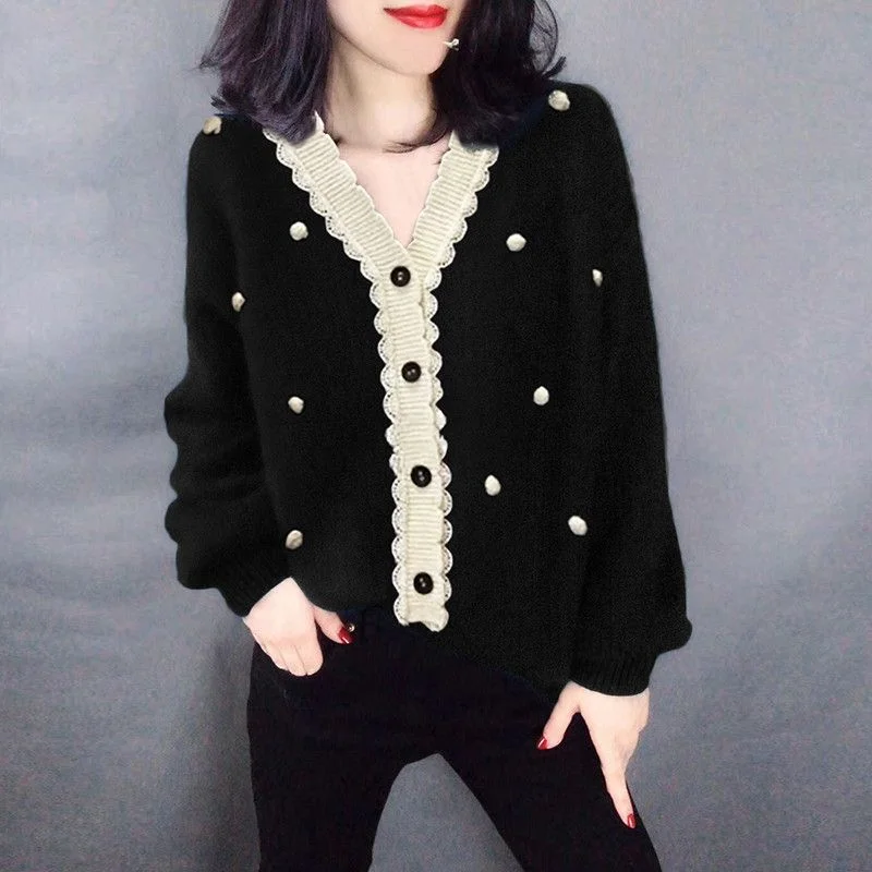 Women's Black V-neck Single-breasted Fashionable Ear-Earn Niche Knitted Cardigan