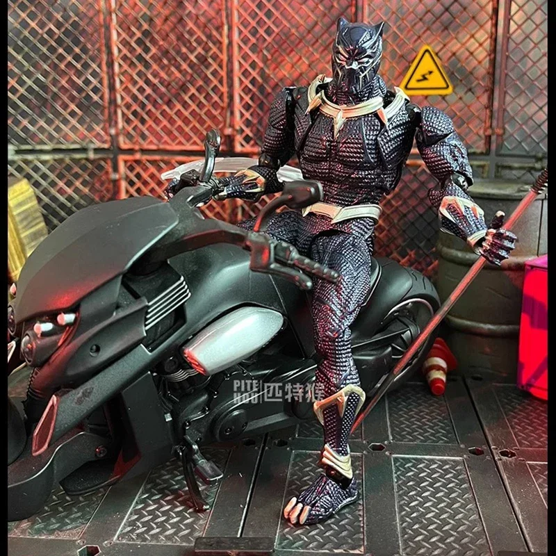 

Оригинальный Marvel Kaiyodo No 030 Black Panther Revoltech Amazing Yamaguchi 17cmanime, экшн-коллекция, фигурки, модель игрушки, подарок для мальчика