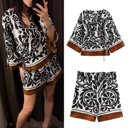 Women's Fashion Printed V-neck Kimono Top Shorts Set Printed Shirt Casual Shorts Two-piece Set Paper Bag Shorts 2024 Summer