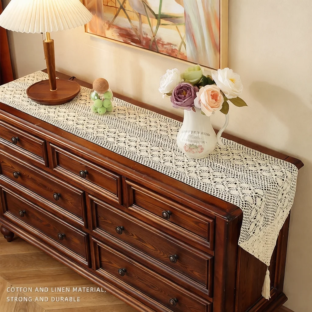 Exquisite Lace Table Runner Retro Style Floral Design Decorative Fabric For Wedding Banquet Dining Room Table Covering