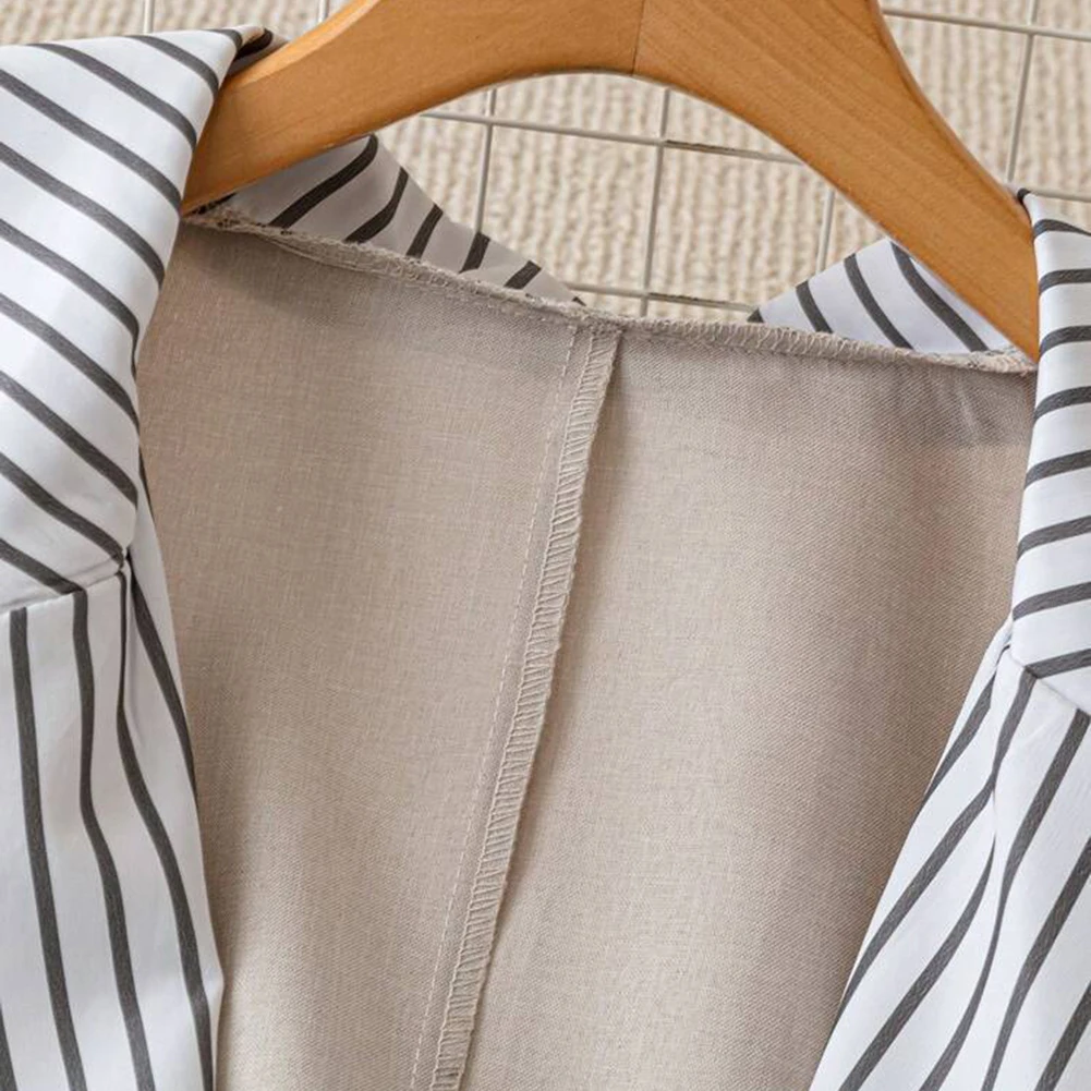 Long Sleeved Lapel Collar Women\'s Suit Jacket with Pocket Buttons Casual Style for Home Vacation Holiday Club Use