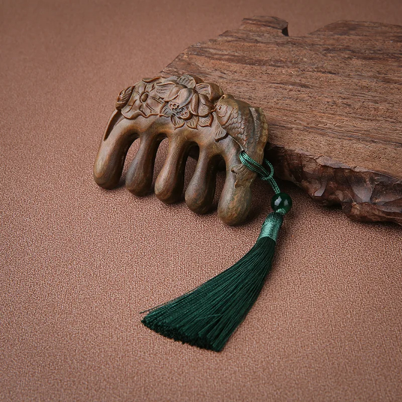 Green Sandalwood Comb Anti Static Massage Scalp Comb Natural Wooden Comb Chinoiserie Carved Wide Tooth Comb Tassels Woman's Gift