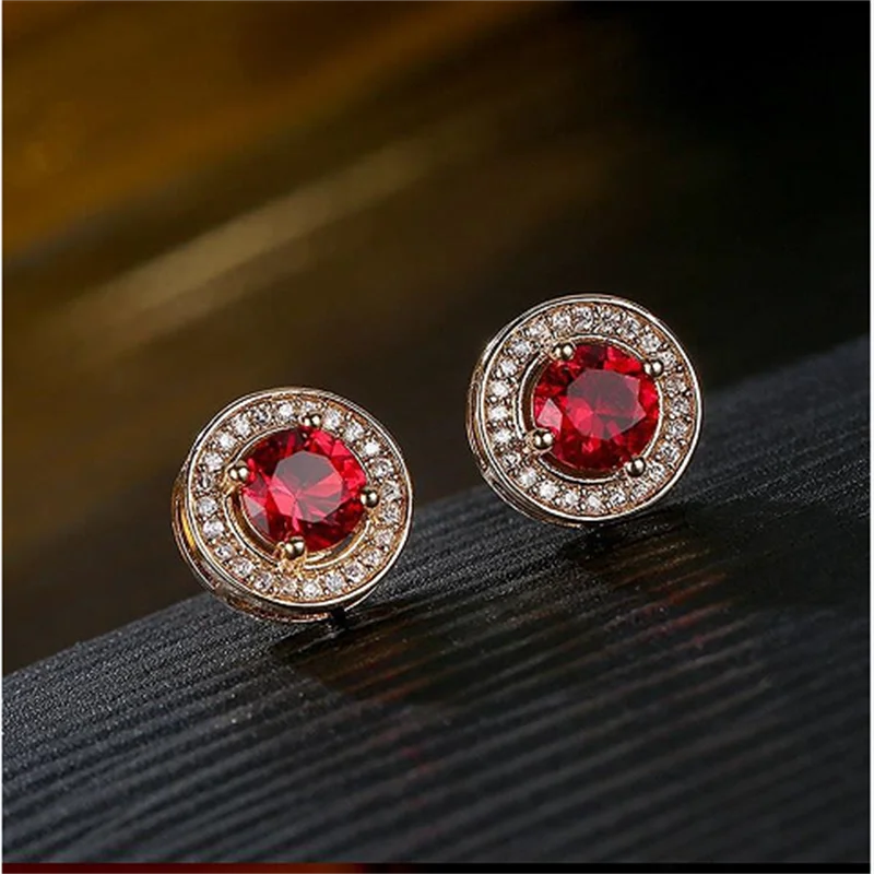 Pendientes redondos clásicos de circonita azul real y rojo champán para mujeres y hombres, pendientes de circonita blanca de Color dorado antiguo, regalo de joyería