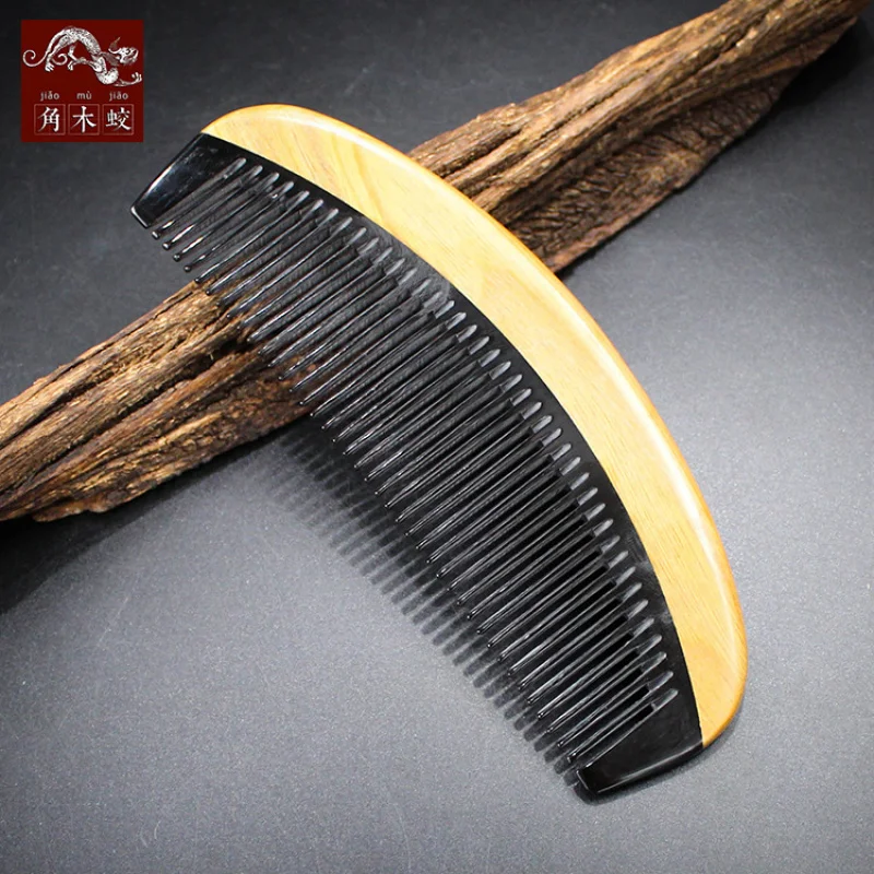 

Green sandalwood and buffalo horn comb, Cantonese-style half-moon comb, household massage comb