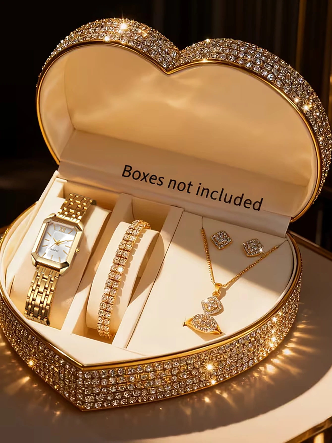 

Женские компактные кварцевые часы и набор выдолбленных и украшений из драгоценных камней, подходящие как праздничный подарок, без коробки.