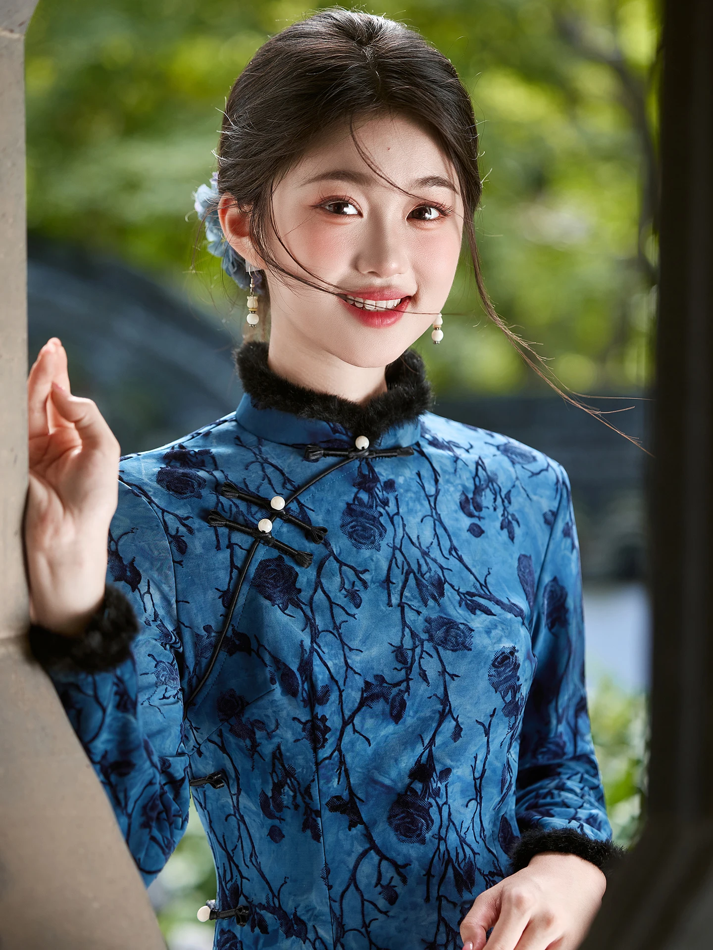 blu-autunno-inverno-giovane-sle-seta-tie-dye-donna-nuovo-cinese-sle-2025-high-end-ele-seta-di-latte-lungo-dr