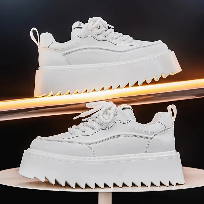 

Весна/лето 2024, новая модная тенденция для увеличения обуви, повседневная спортивная мужская обувь с низким берцем на шнуровке, толстые белые туфли