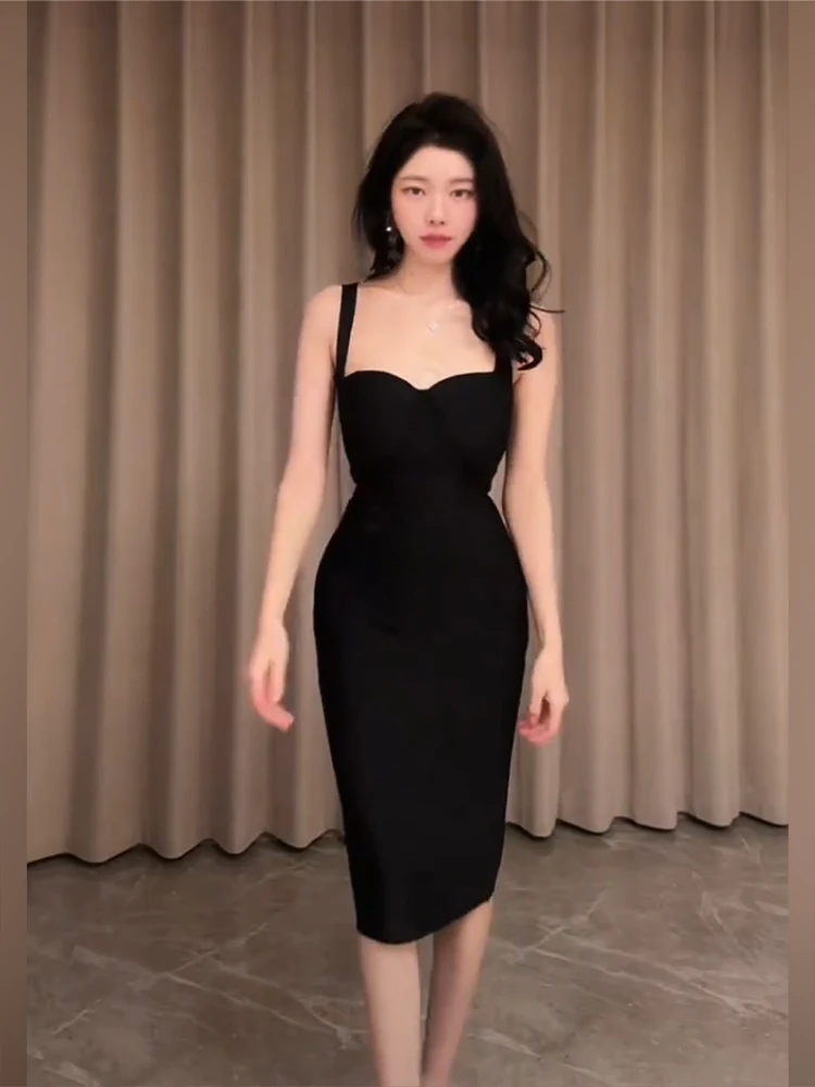 

Elegant plus Size Black Elastic Strap Dress Women Winter Slimming Sexy Bodycon Skirt Casual Style mid Waist Zipper Back