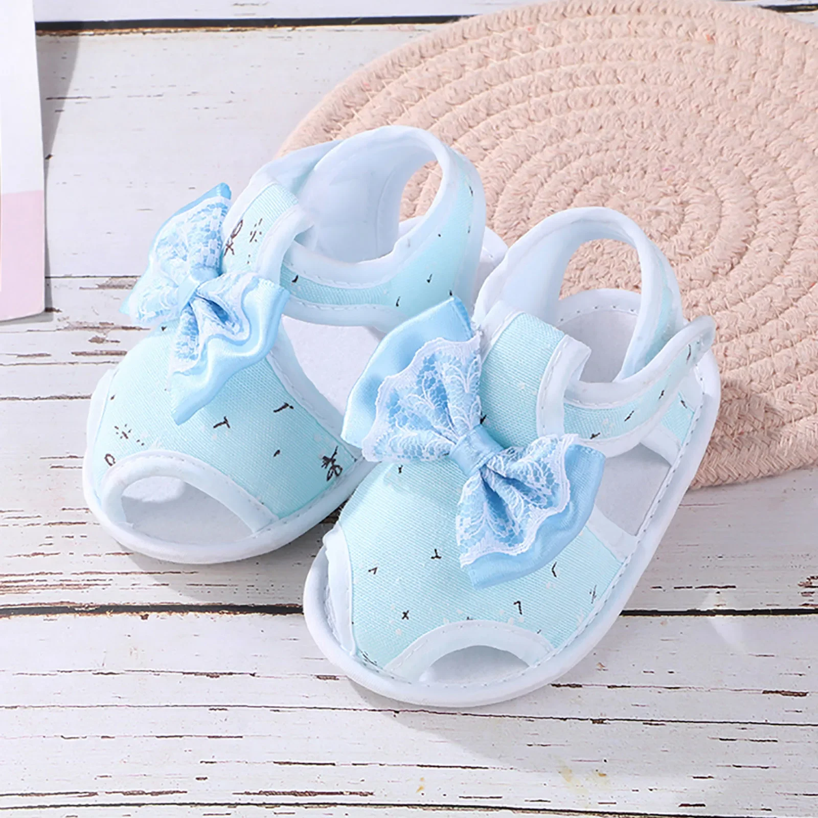 Children Sandals First Walker Fashion Breathable Holow Out Sandals Baby Girls Boys Soft Sole Shoes Summer Sweet Lace Bow Shoes