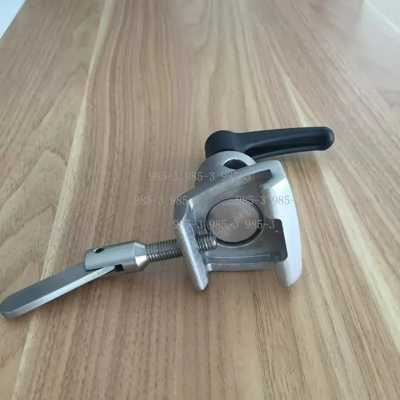Adjustable Leg Holder Fixator Slide Rail Clamp, Professional Accessory for Surgical Operating Tables