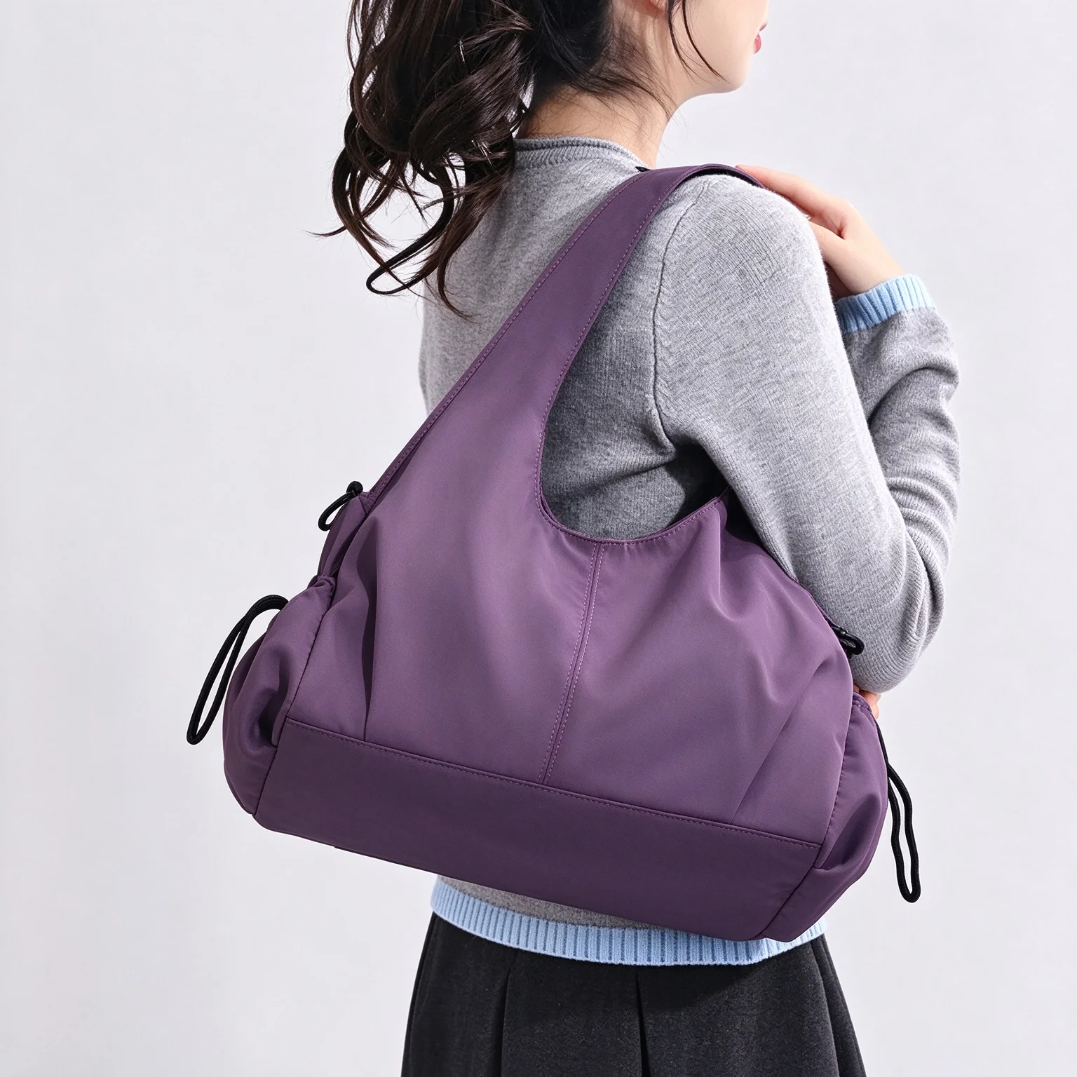 Women Large Capacity Gym Tote Bag Nylon Lightweight Fitness Shoulder Bag Drawstring Side Pocket Travel Workout Handbag