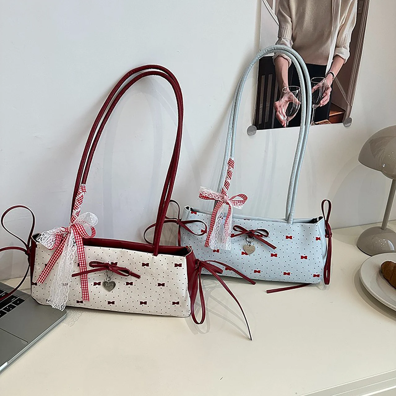 Fashion Polka Dot Women Handbag Sweet Lace Bow Underarm Bag for Keys Phone Messenger Bags Pu Leather Korean Girl Shoulder Bags