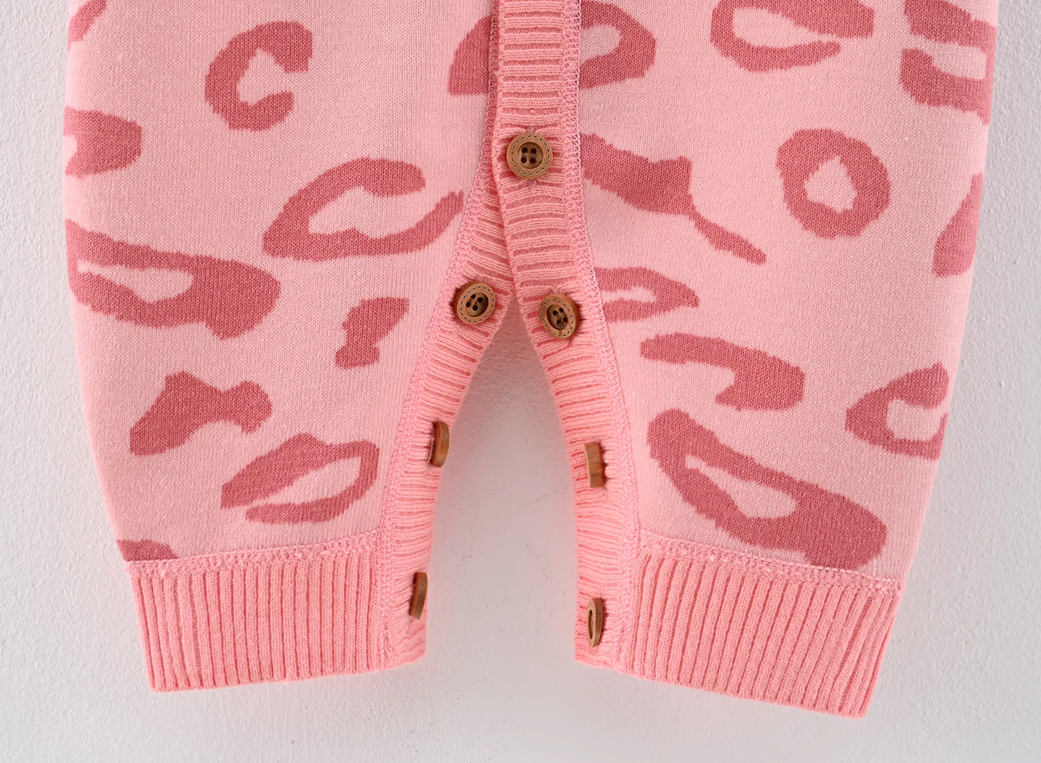 الفتيات محبوك حللا الخريف الشتاء 2026 الأطفال سميكة المخملية قطعة واحدة دعوى للطفل ملابس لطيف طفل السروال القصير الرضع 1Y