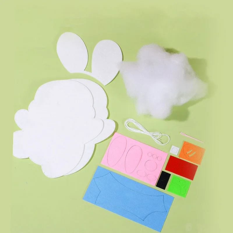 Animals Craft Kit Kids DIY Crafting and Sewing Set Children Handmade Dinosaur Bear Rabbit Panda Felt Threading Material Kits