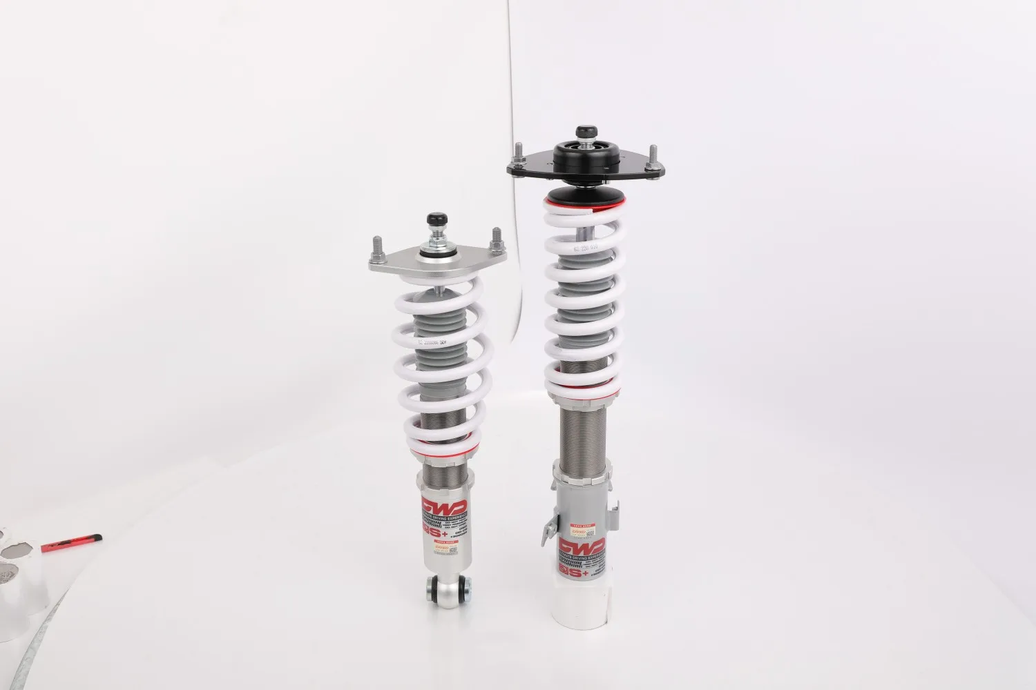 DWD SBR033 32 Steps Adjustable Monotube Coilover Shock Absorber Auto Parts for Subaru XV /Subaru XV Crosstrek GP 13-17