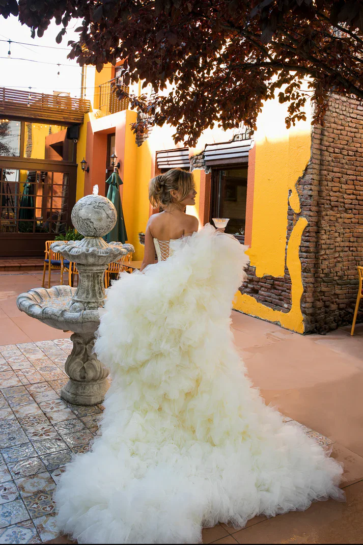 Ruffled Tulle Long Cape Women Prom Jacket Maternity Dress Robe for Photoshoot Layered Tulle Coat Long Train Capes
