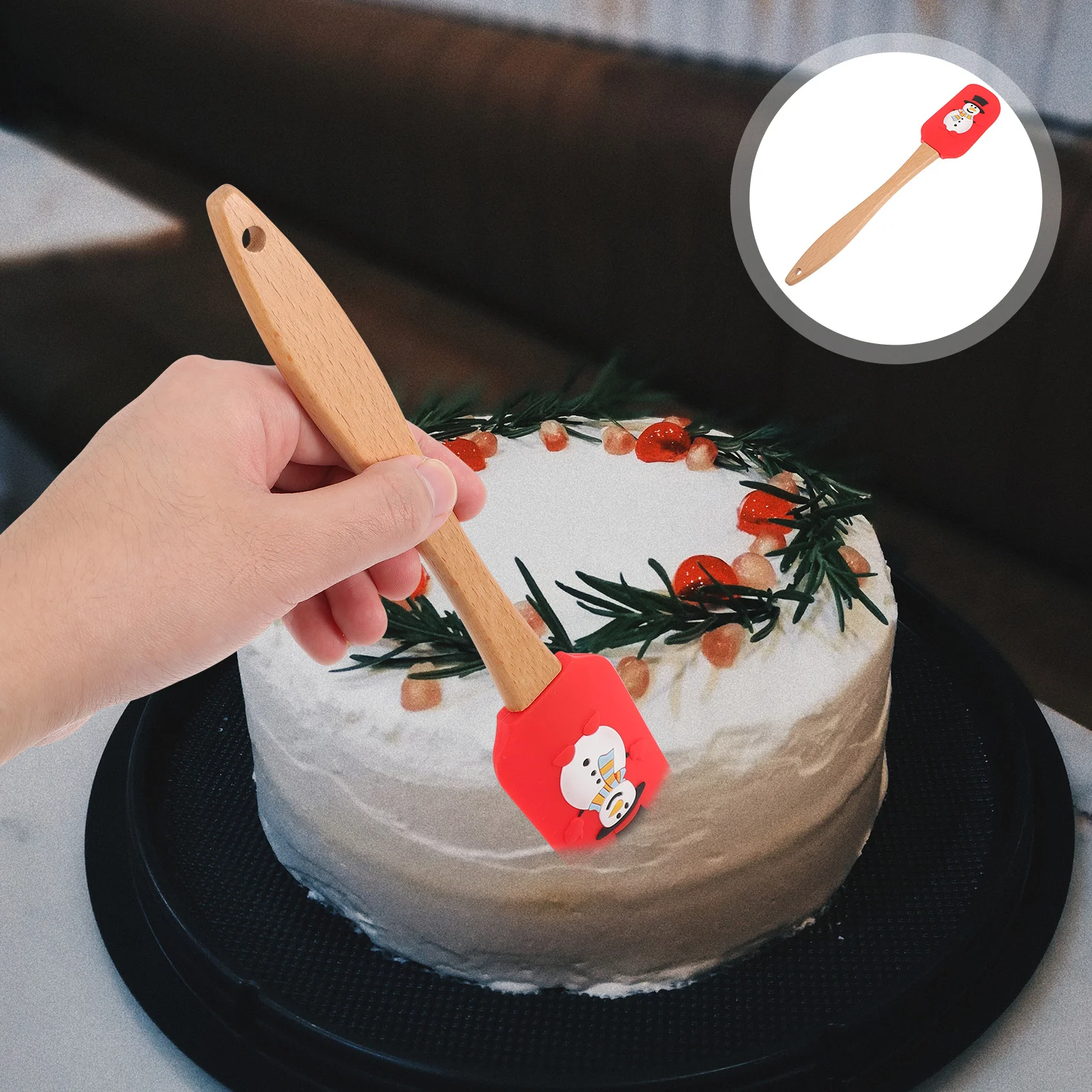 

Christmas Theme Cake Spatula Food Grade Silicone Heat Resistant Kitchen Baking Spatula Wood Handle Pancake Shovel Festive Baking