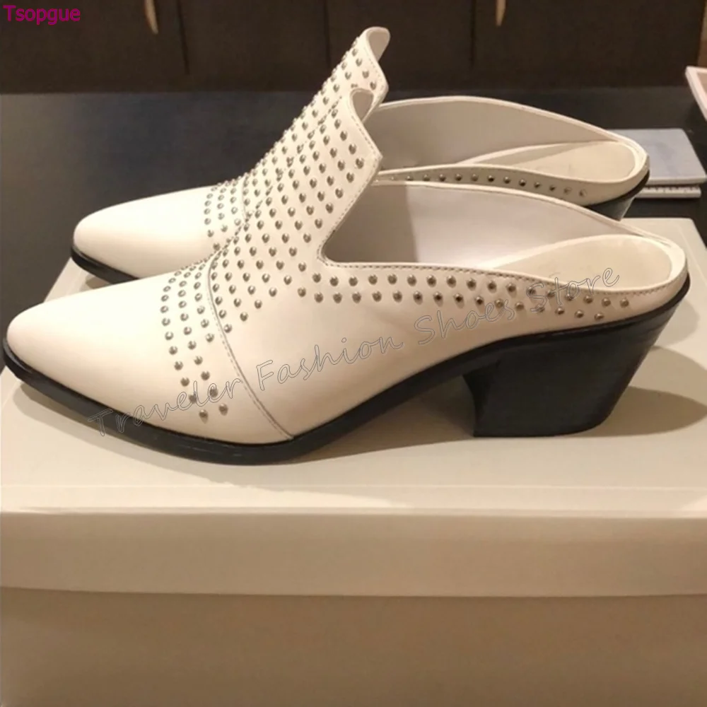 Pantoufles pointues à talons hauts épais pour femmes, décor de rivet noir, chaussures de soirée, 2024