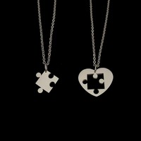 Simple Puzzle Heart Matching Pendant Couple Matching Necklace Couple Good Friends Ladies Men Hip Hop Sweater Chain FashionCollar