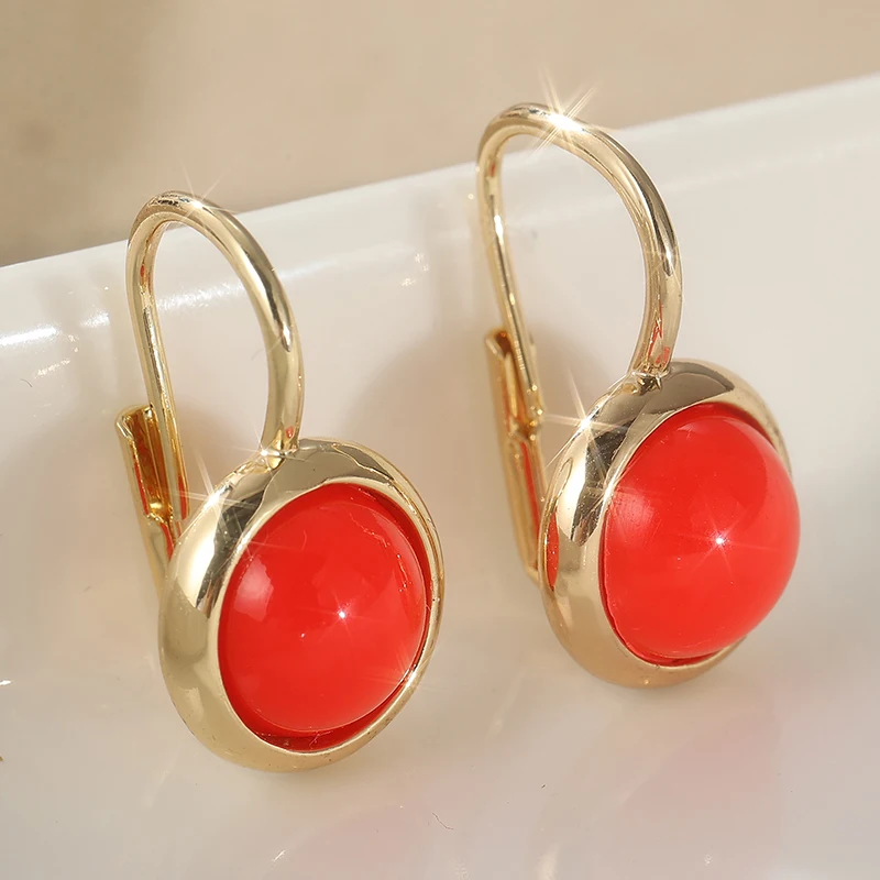 Trendige Vergoldete Synthetische Rote Edelstein-Ohrhänger Elegante Damen-Ohrhänger für Bankette und Festivals Schmuck-Accessoires
