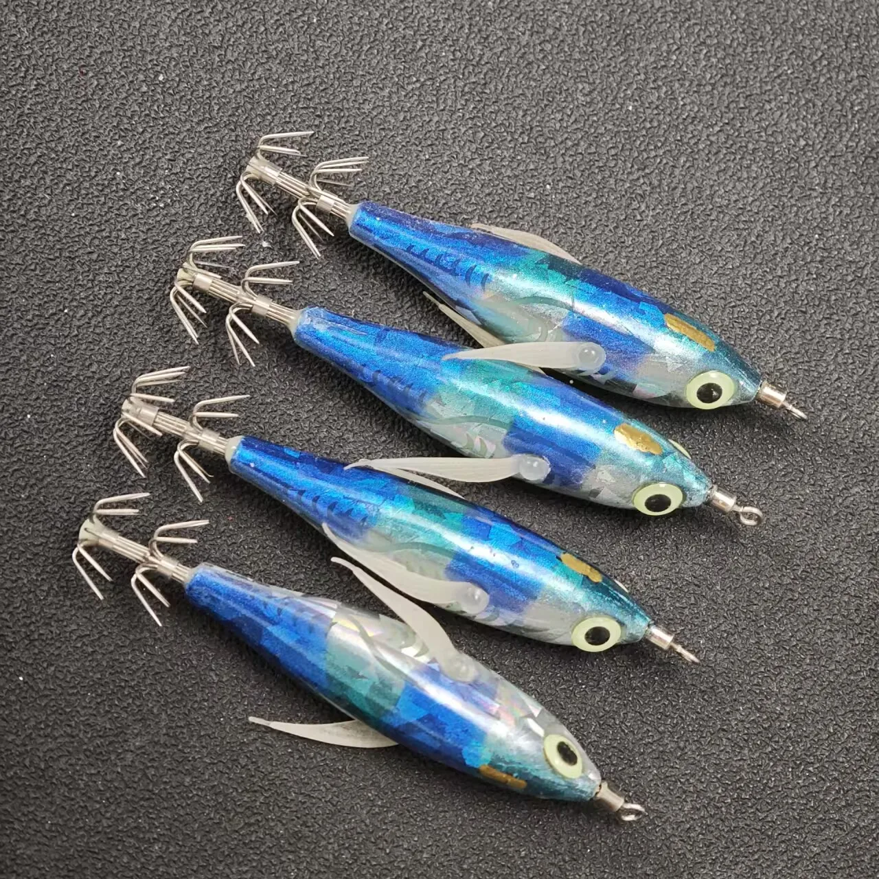 4pcs/set Glow Shrimp Lures Saltwater Shrimp Prawn Lures Fish Hook Fishing Accessories Octopus Fishing Squid Jigs