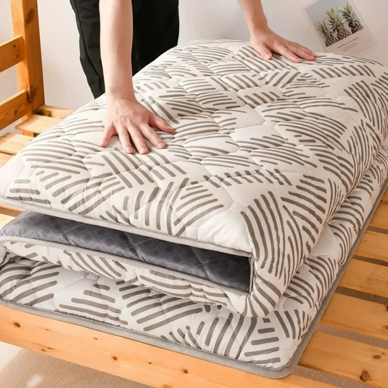 Folding Mattress Pad - Soft Floor Sleeping Mat for Home Use, Futon Cushion, Ideal for Student Dormitories and Rental Properties