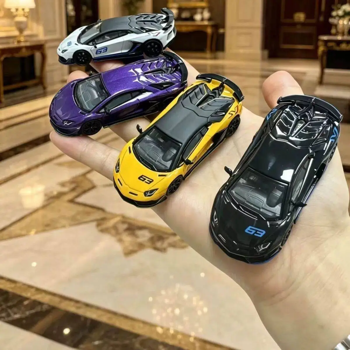 Diecast E Model 1:64 Scale Lamborghini Aventador SVJ LP770-4 Alloy Car Model