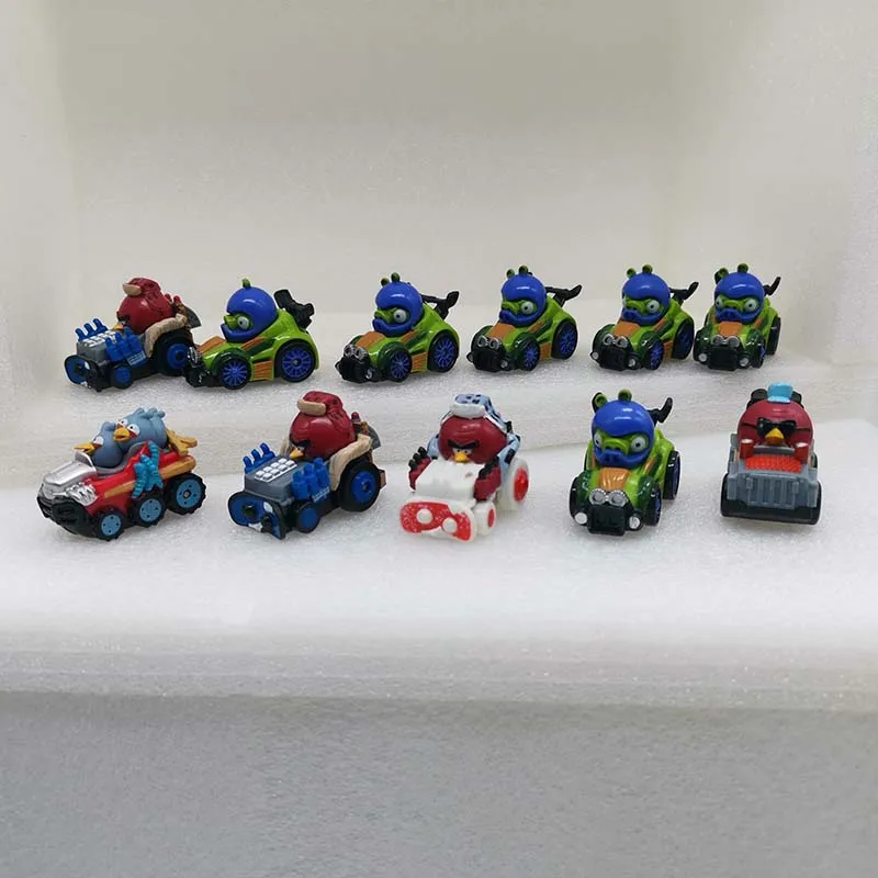 Juego de películas de Anime para niños y niñas, 1 piezas, juegos de películas de Anime al azar, modelo de pájaro pequeño encantador, coche movible, variedad de estilos, juguetes, adornos